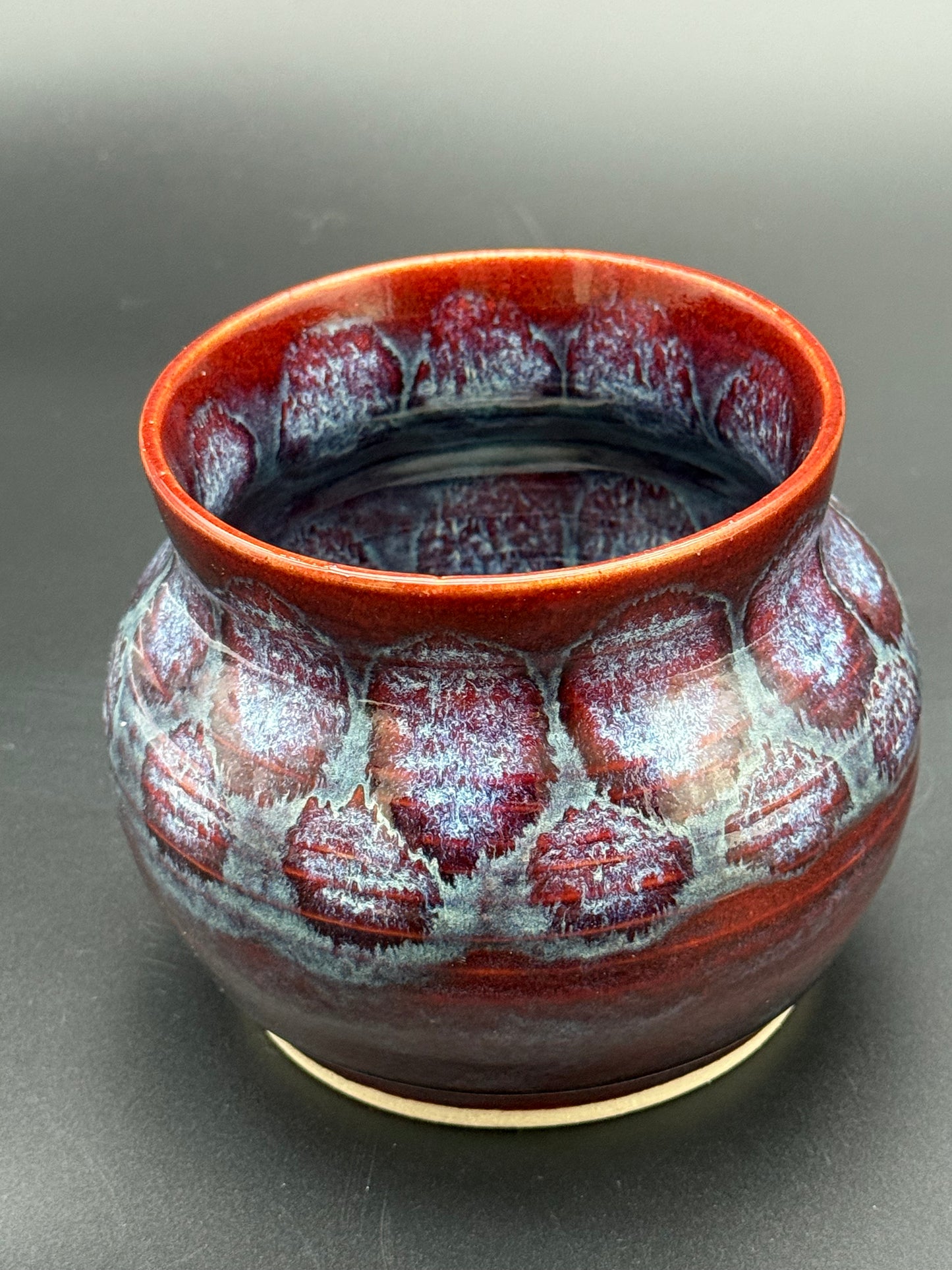 Garnet Dusk Pot